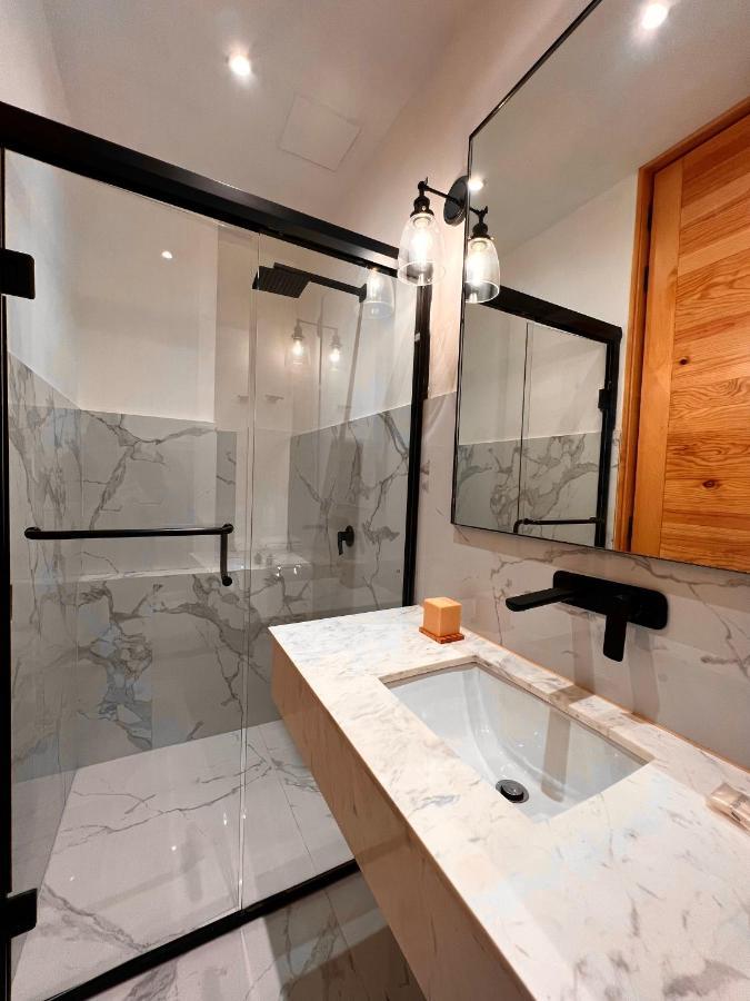 גואדלחארה Hotel Atia מראה חיצוני תמונה