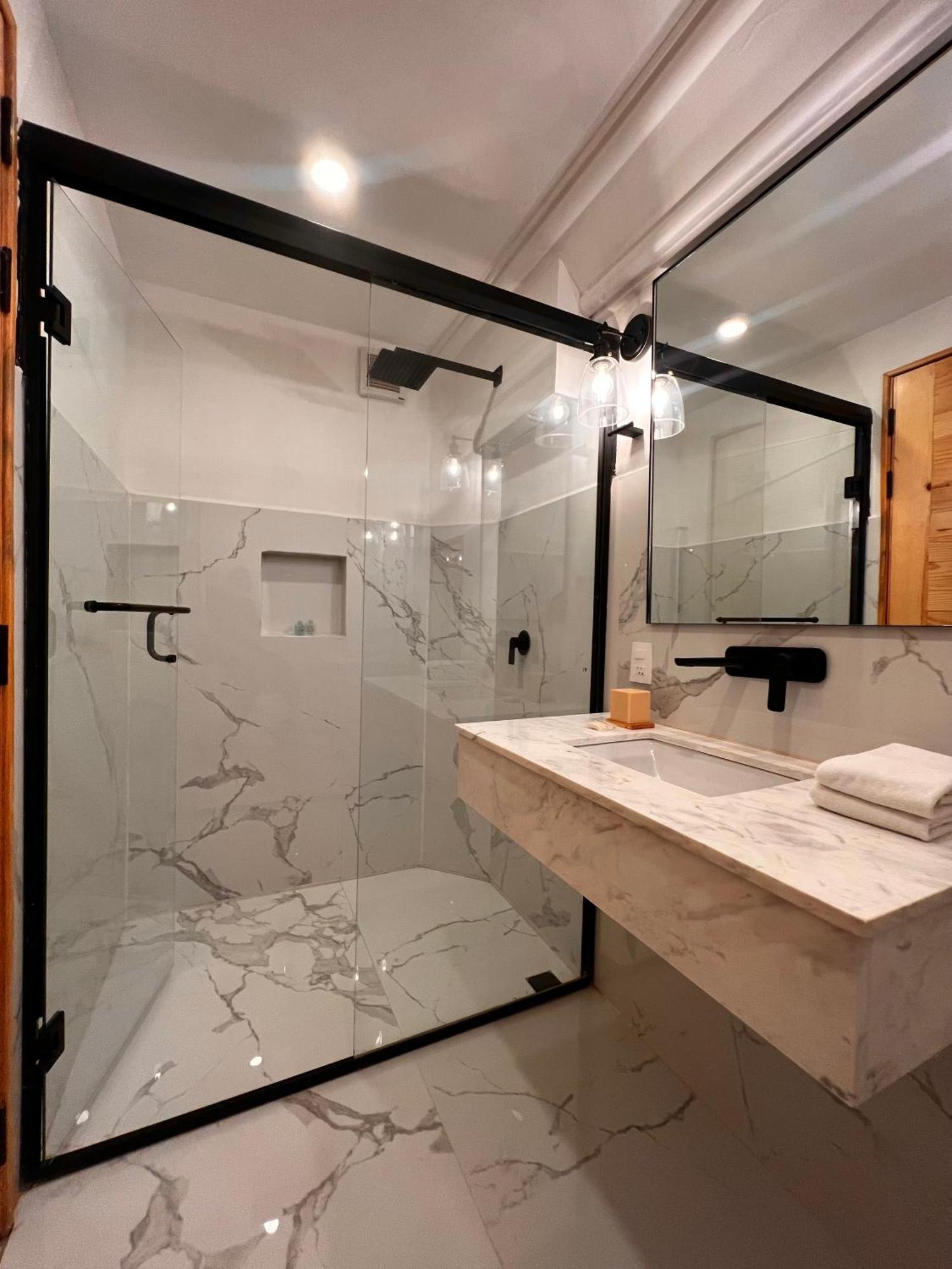 גואדלחארה Hotel Atia מראה חיצוני תמונה